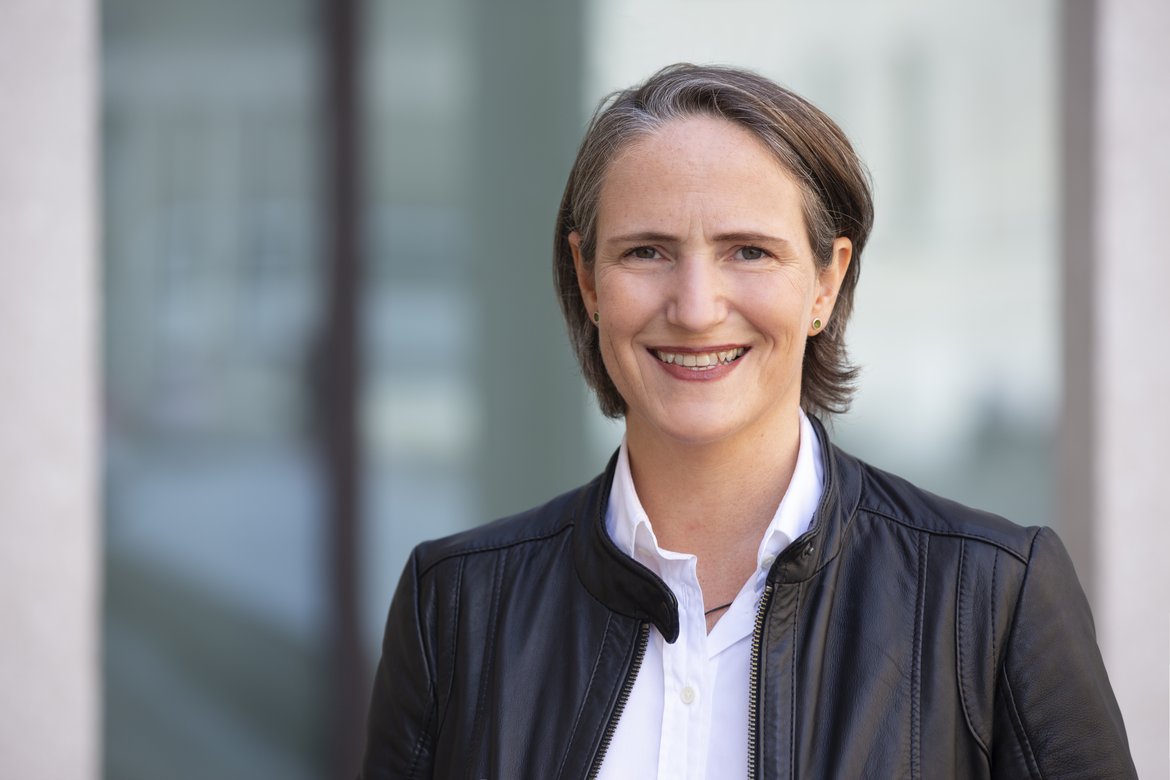 Katja Haufe-Höfling, Inhaberin